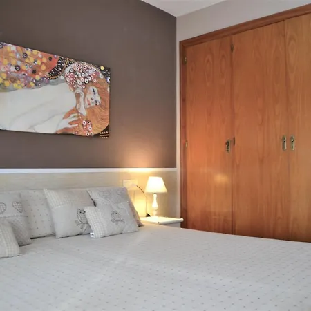 Apartment Dos Calas 13 B *